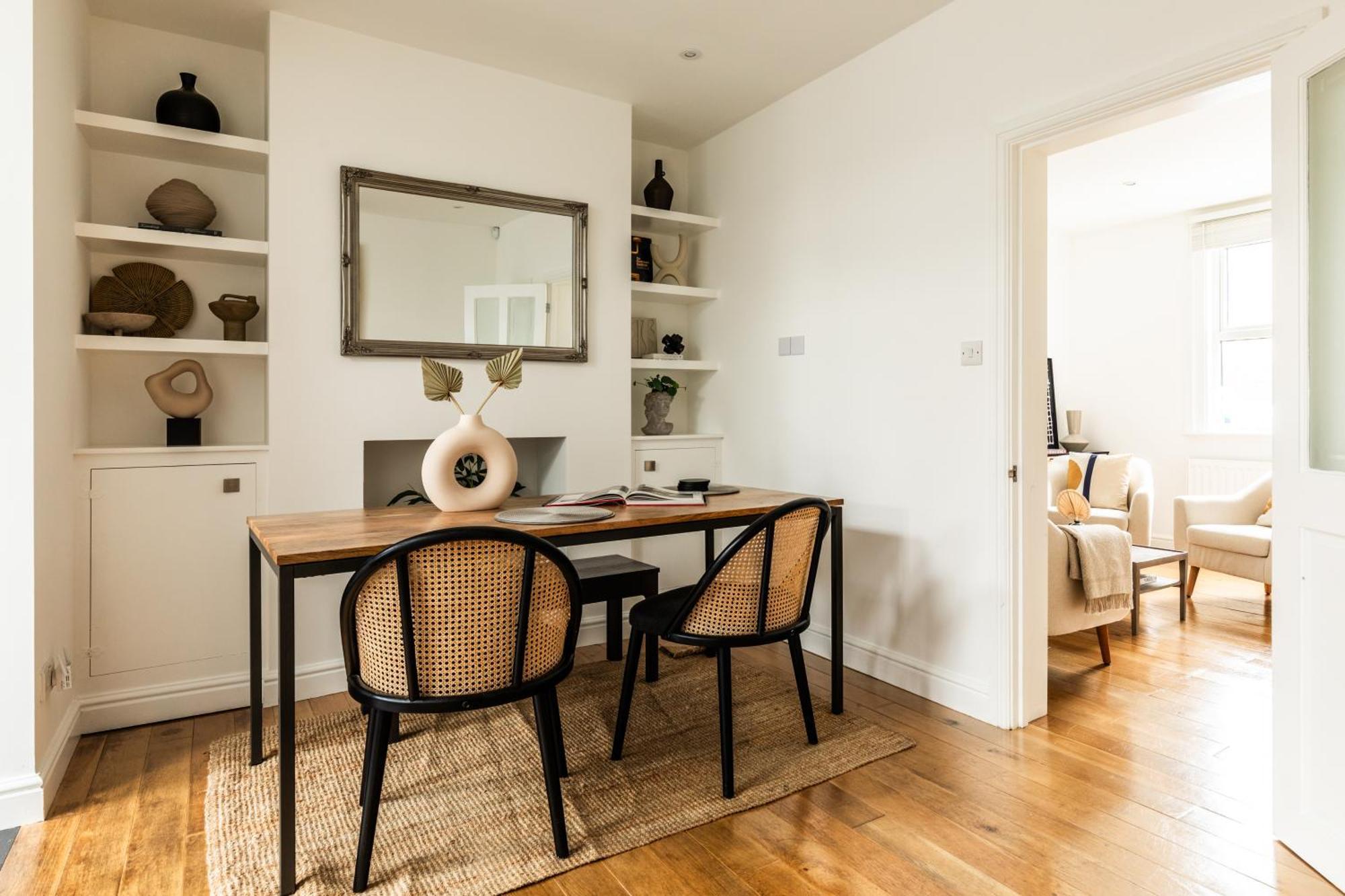 The Broadway Bath - 2 Bedrooms With Parking, Central 바스 외부 사진