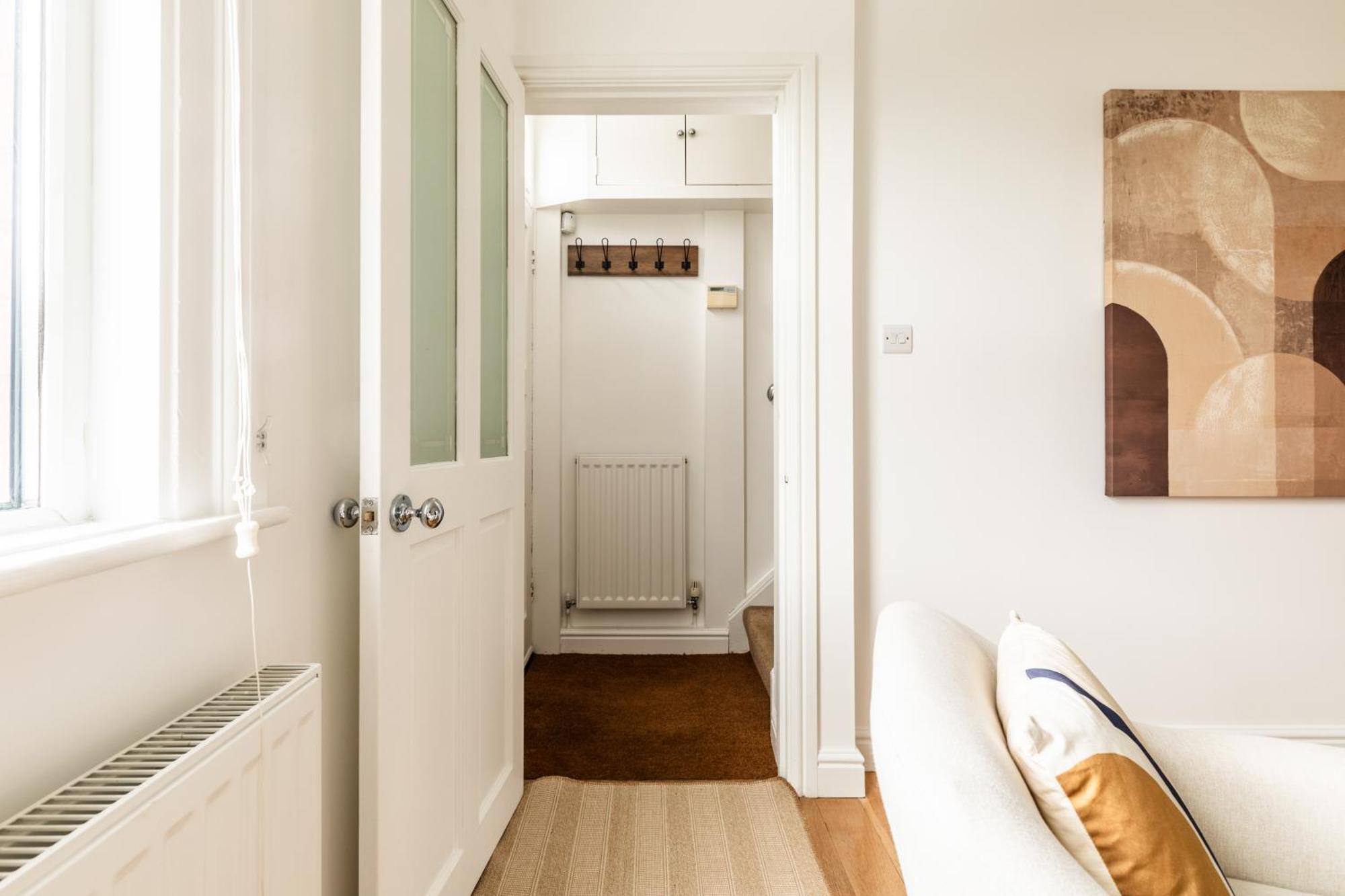 The Broadway Bath - 2 Bedrooms With Parking, Central 바스 외부 사진